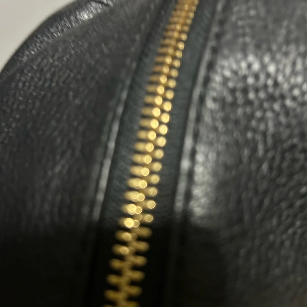 Tory Burch Black Shoulder Bag with Gold Accents - Picture 5 of 8